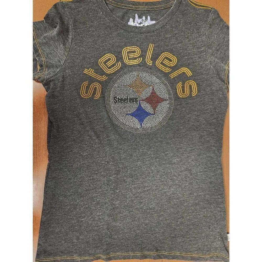 Touch Pittsburgh Steelers Medium bling cap sleeved t-shirt